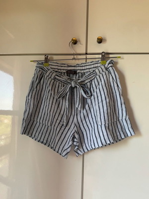 Striped shorts Primark used, size XS, black and white