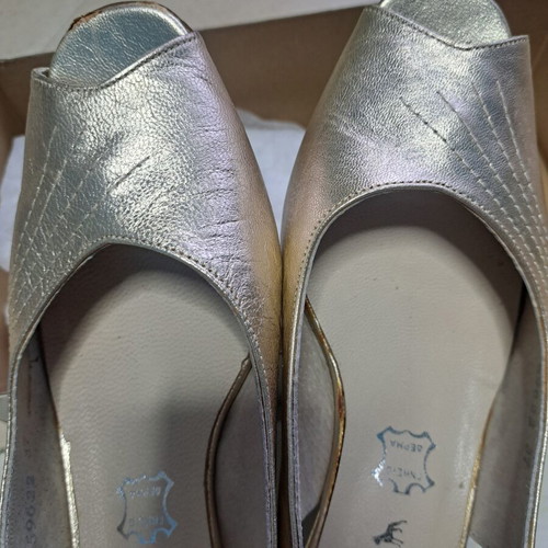 Boxer Soft leather sandals used, size 37, champagne color