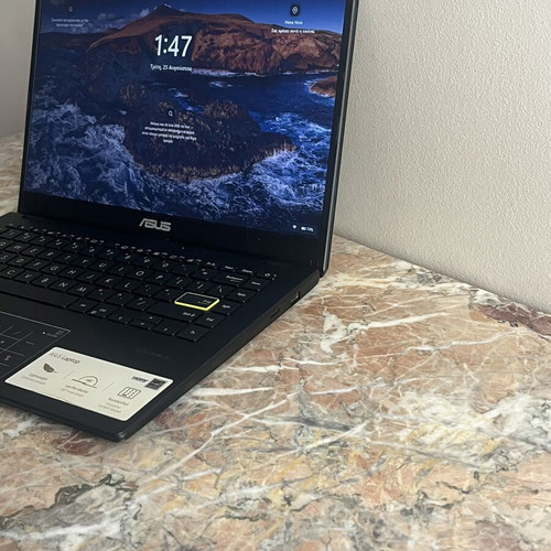 Asus Vivobook E410MA-206 laptop