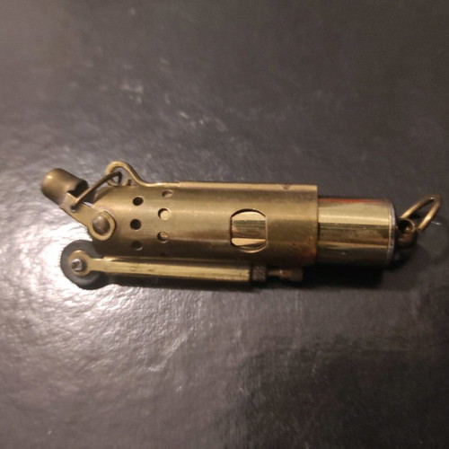 Vintage lighter old 1910 used, excellent condition