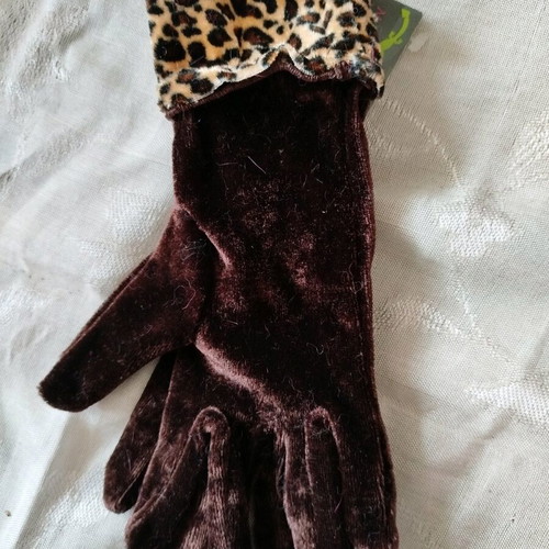 Gloves women's tiger print with velvety texture new