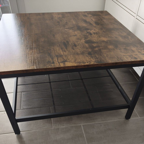 Coffee table like new, square 80x80 cm, MDF and metal