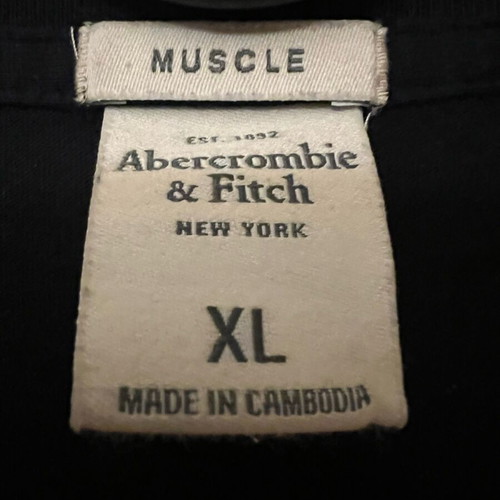 Abercrombie & Fitch men's T-shirt XL black and blue like new