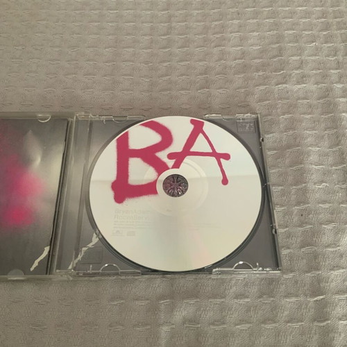 Bryan Adams Room Service CD like new