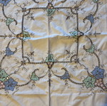Square table linen used 102x102 cm