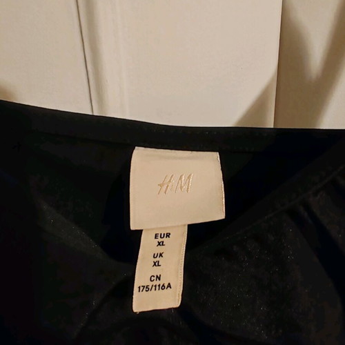 H&M black midi dress with slit, new, stretchy