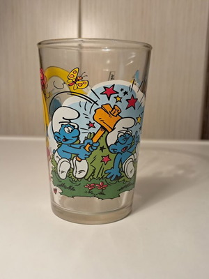Smurfs Collectible Glass Cup Amora 1996 new