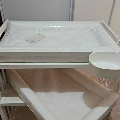 Ikea Gulliver changing table used with two mattresses and portable bag