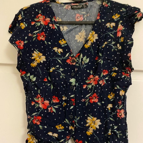 Floral short-sleeve blouse Bershka used, size L