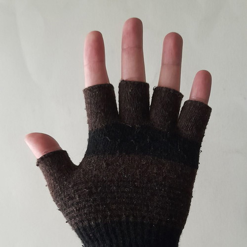 Wool fingerless gloves used, brown and black