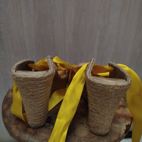 Bonatti platform shoes used, size 36, yellow satin ribbon