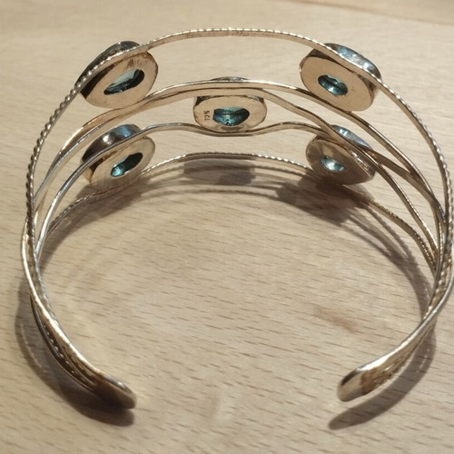 Handmade adjustable bracelet with turquoise stones, like new