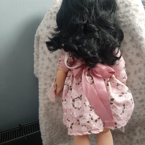 Paola Reina doll with joints, like new, vanilla scent, 58 cm, with bag gift