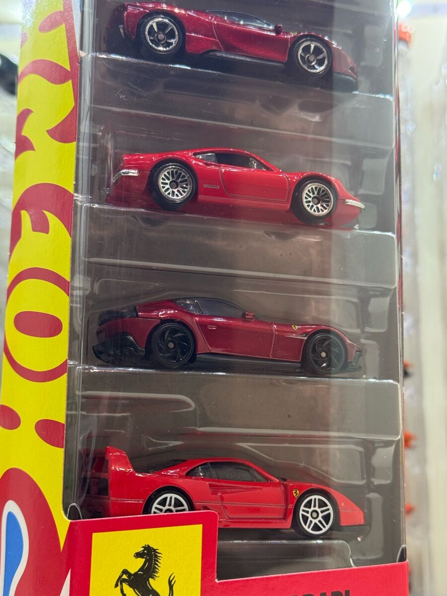Hot Wheels Ferrari 5-Pack gift set new,… - € 17,99 - Vendora.cy