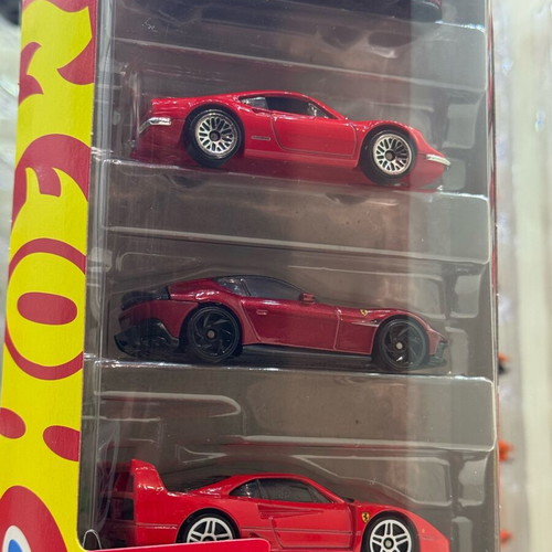 Hot Wheels Ferrari 5-Pack gift set new, die-cast models