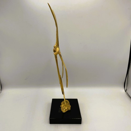Vintage brass sculpture Seagulls in Flight like new, Hollywood Regency style