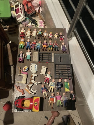 Σετ Playmobil με πολλές φιγούρες και αξεσουάρ