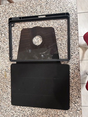 Θήκη iPad 9th Gen σαν καινούργιο