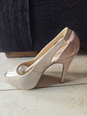 Peep-toe high heels beige, like new, size 39
