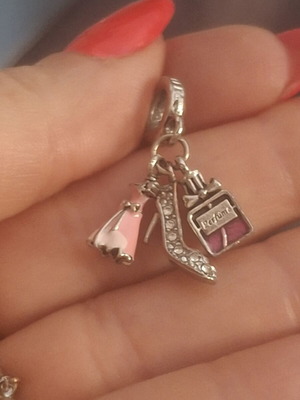 Charm for bracelets used, dress, shoe, perfume design, silver color