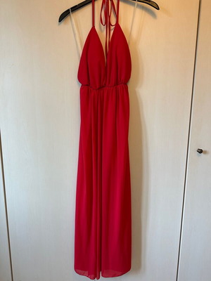 Long red backless dress like new, one size