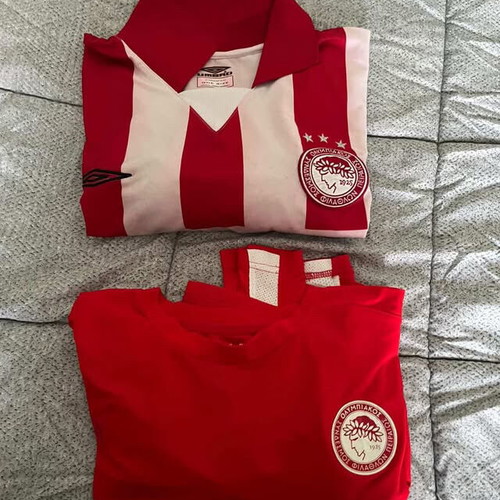 Olympiacos vintage jerseys like new, authentic
