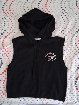Bershka Crop Sleeveless Hoodie Like New Black