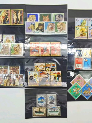 Lotto of 10 foreign miniature stamp series new