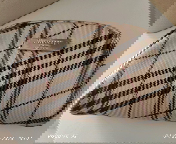 Малък памучен несесер/тоалетна чанта с цип Burberry син етикет в отлично състояние