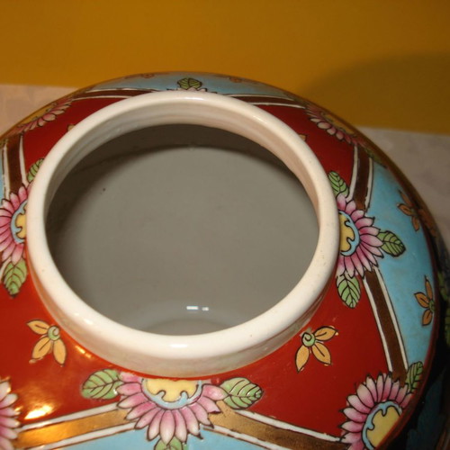 Vintage Chinese vase used