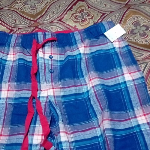 Pajama pants new with blue and red colors size M