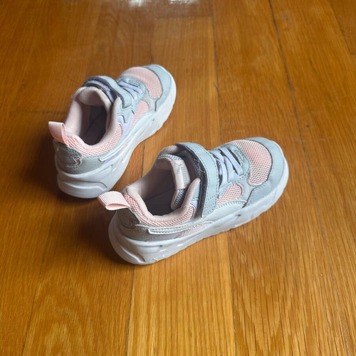 Puma Trinity παιδικά sneakers νούμερο 27 σαν καινούργιο, ροζ-γκρι