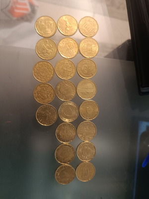 21 different 20-cent coins from 20 countries, including 2 from the Netherlands