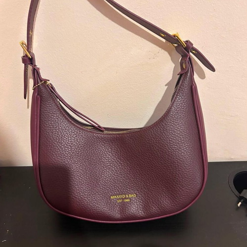 Shoulder bag Bordeaux color like new