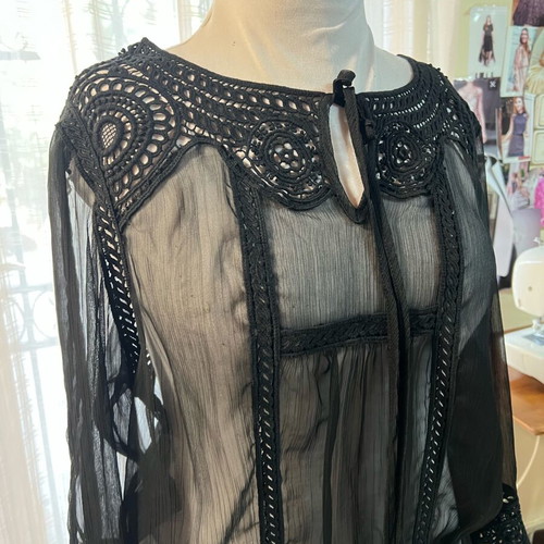 Black transparent blouse with lace large like new