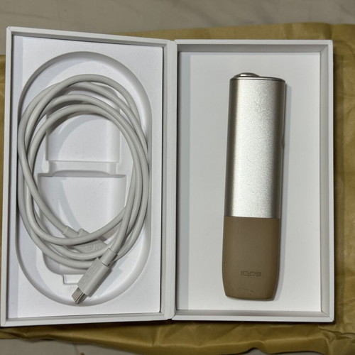 Iqos Iluma Gold used