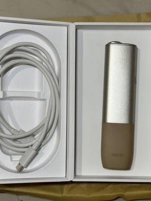 Iqos Iluma Gold used