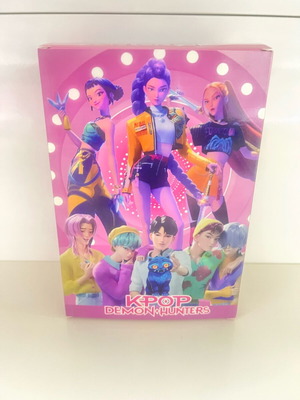 Rumi collectible doll from K-Pop Demon Hunters series new