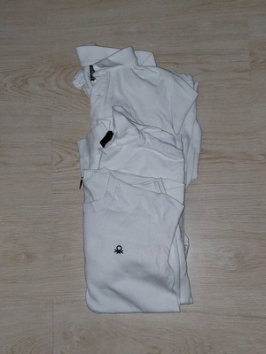 White blouses used for parade, set of 3 pieces