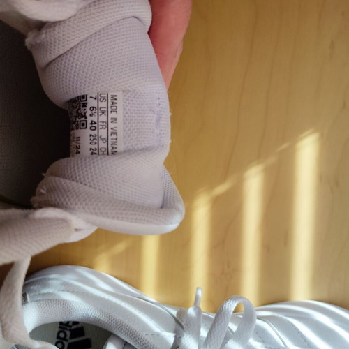 Adidas leather sneakers size 40 like new, white