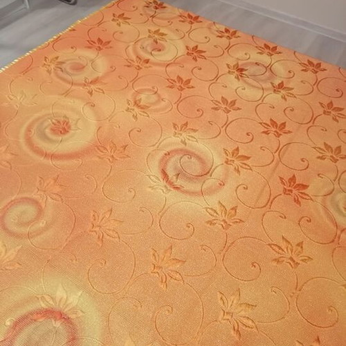 Luxury bedspread 160/200 like new