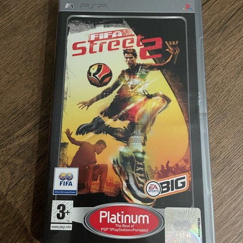 FIFA Street 2 used for PlayStation Portable in good condition