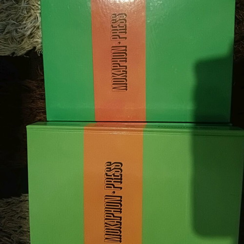 O Daskalos ton Anglikon set like new with books and cassettes