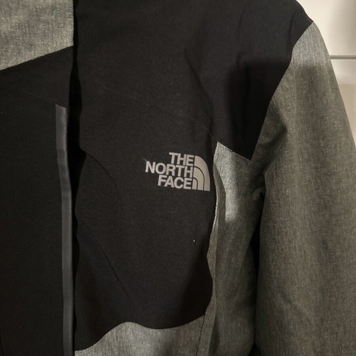 The North Face women's winter and waterproof jacket like new