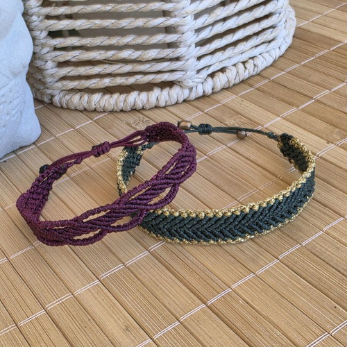 Macrame bracelet set like new, handmade, burgundy and green