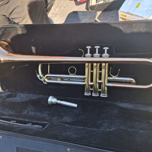 Stagg B-flat Trumpet like new