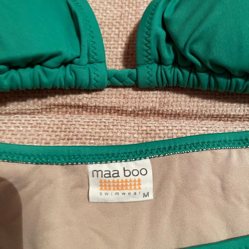 Maa boo swimsuit like new, size M, green