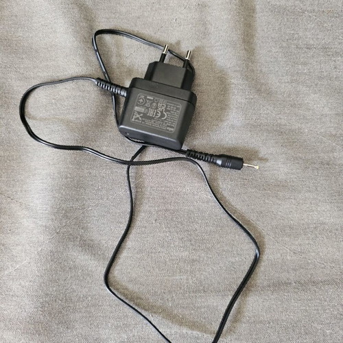 Braun Series 3 AIO3500 trimmer like new with charger and accessories