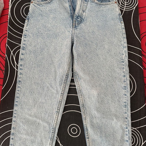 Zara Mom Fit High-Waisted Jeans EU 36 Light Blue Denim Like New