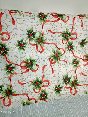 Christmas tablecloth like new, 135x180cm with holly and ribbons
